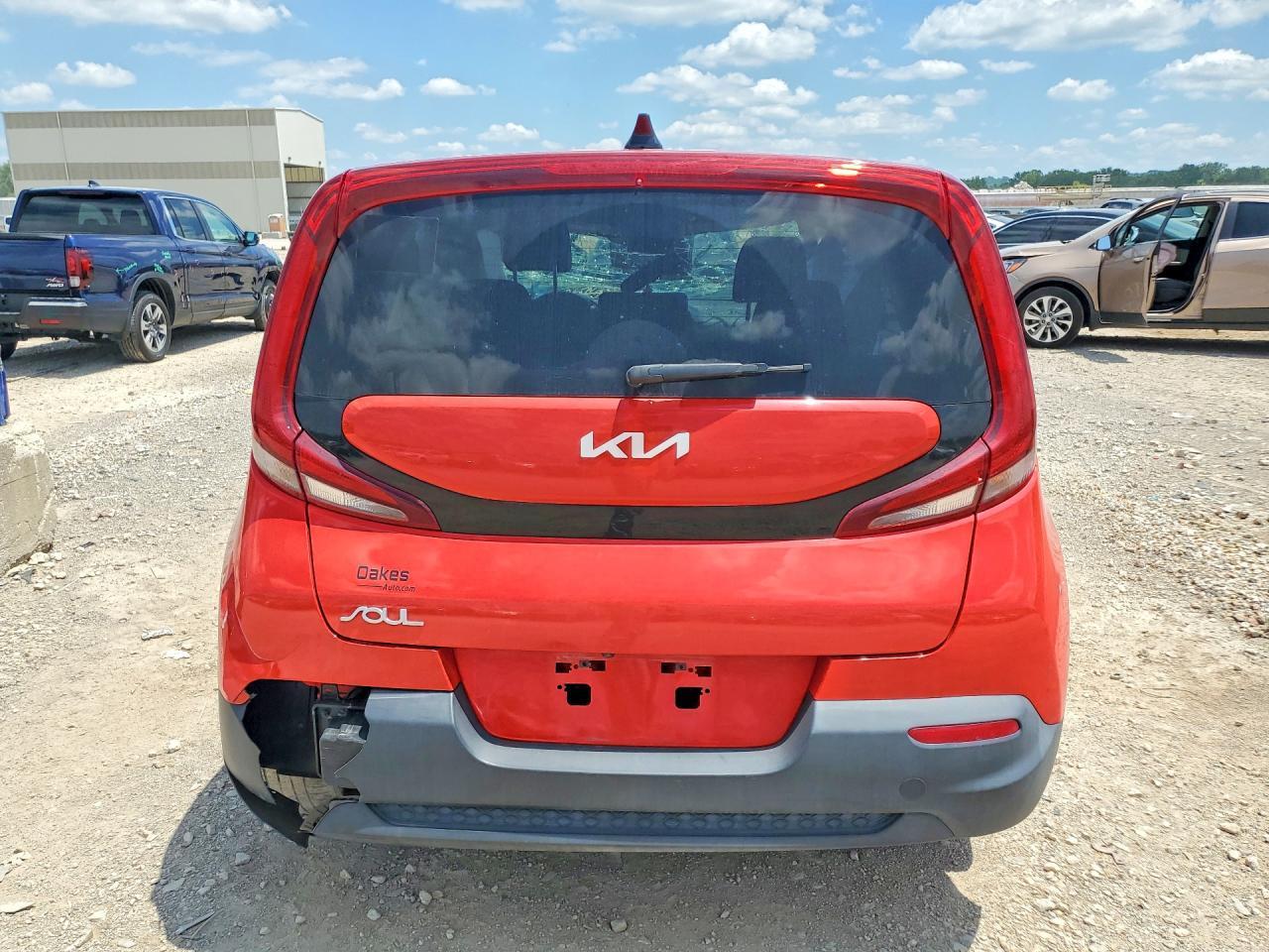 2022 Kia Soul Lx - Image 6