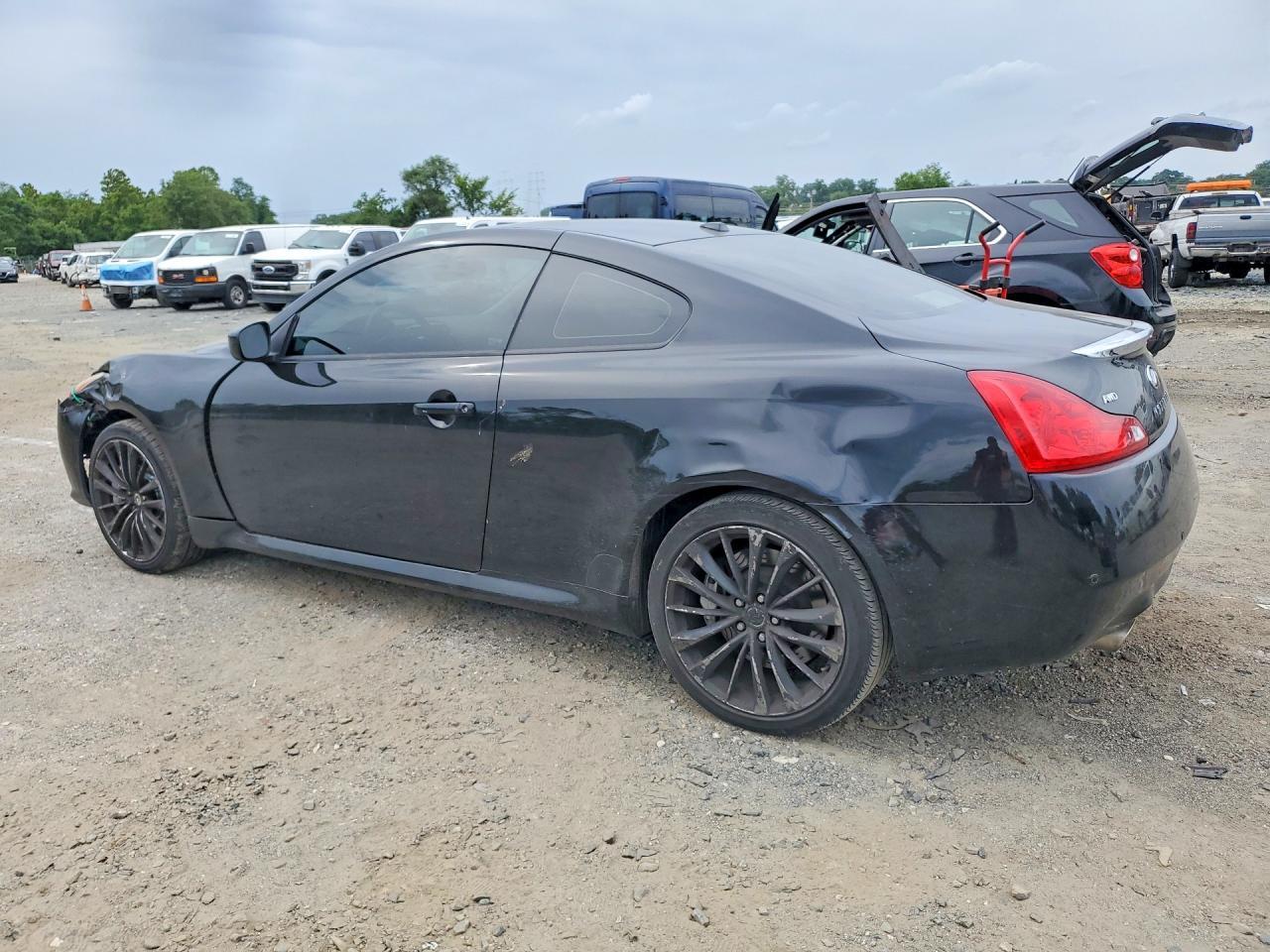 2014 Infiniti Q60 Coupe Base - Фото 2