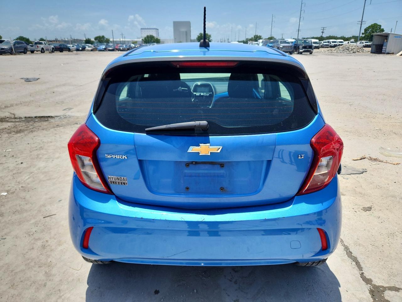 2017 Chevrolet Spark 1Lt - Фото 6