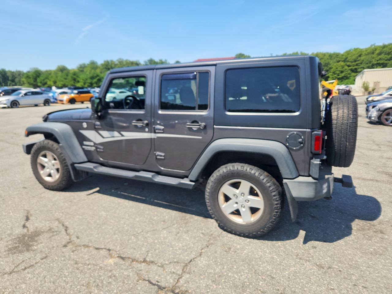 2017 Jeep Wrangler Unlimited Sport - Фото 2