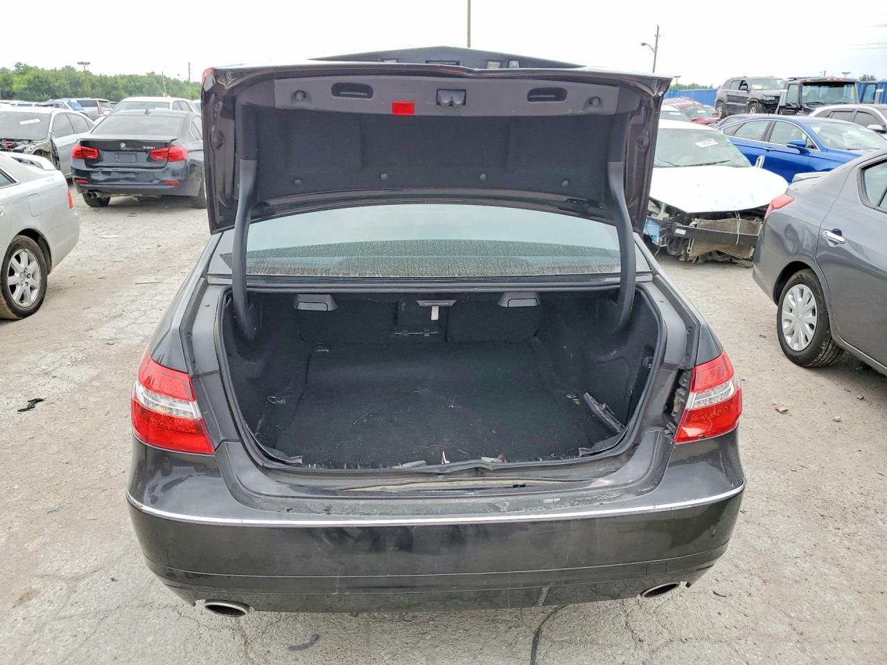 2011 Mercedes-Benz E 350 4Matic - Image 6