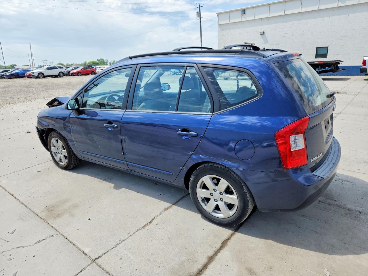 2008 Kia Rondo Lx - Фото 2
