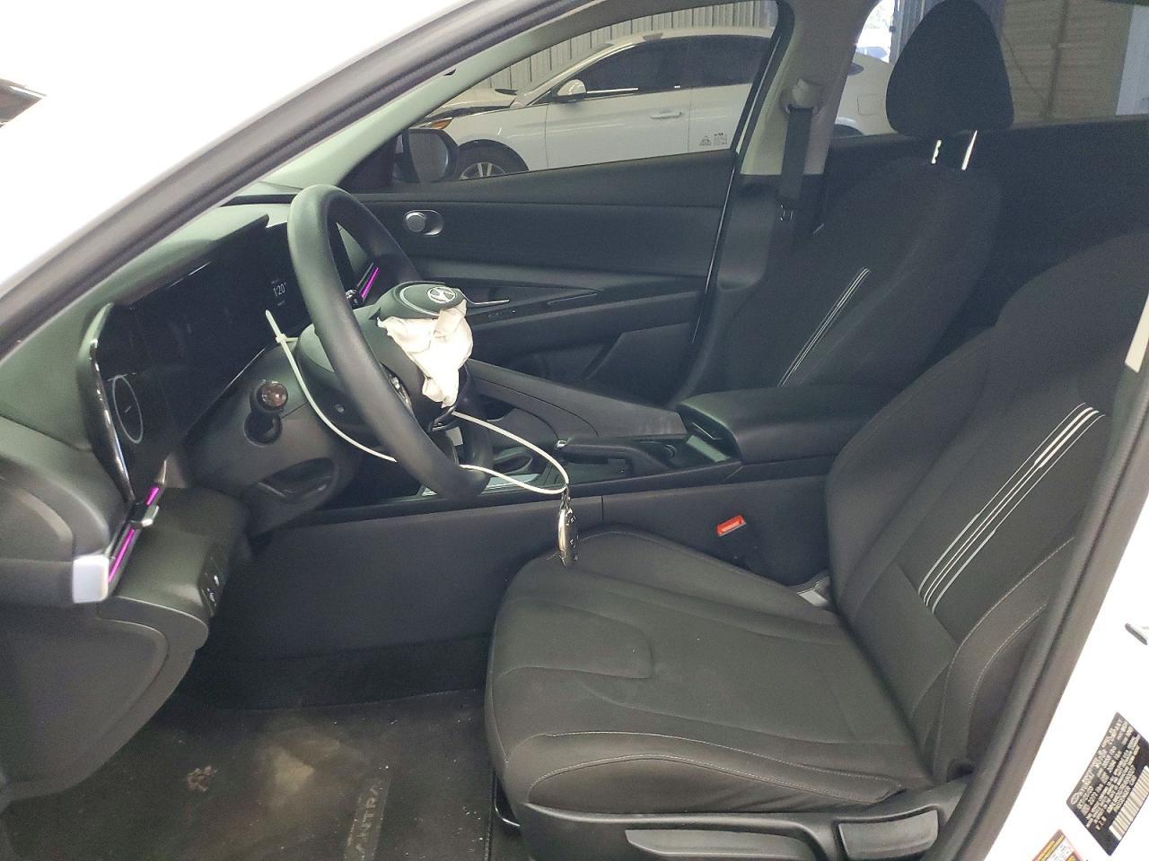 2024 Hyundai Elantra Sel - Фото 7