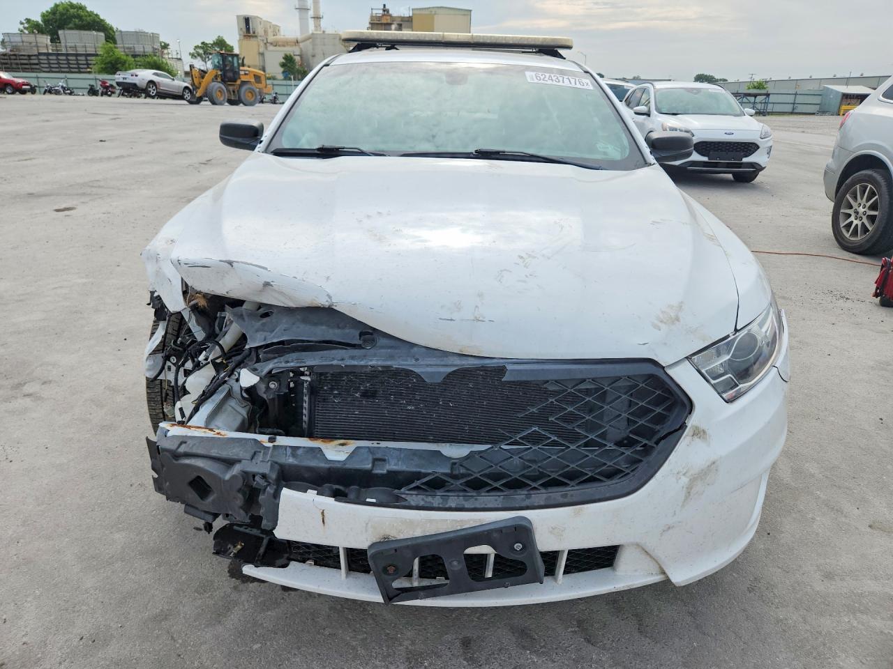 2016 Ford Taurus Police Interceptor - Фото 5