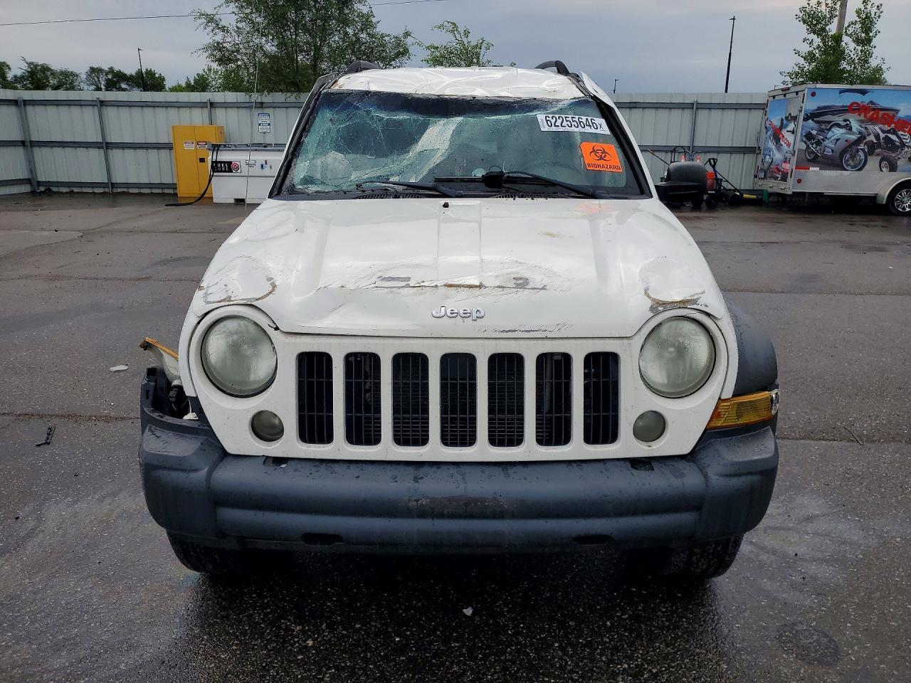 2007 Jeep Liberty Sport - Image 5