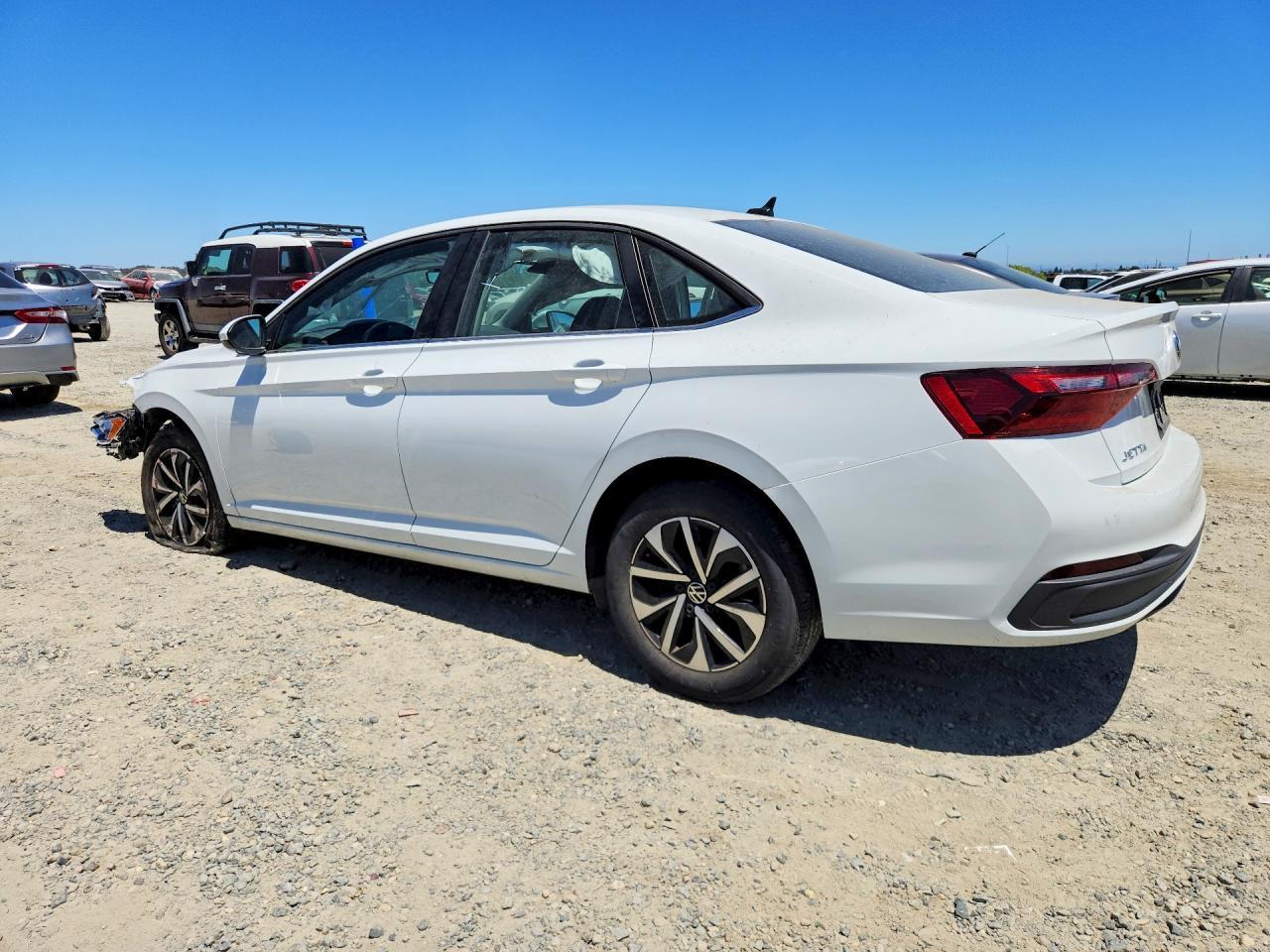 2024 Volkswagen Jetta S - Фото 2