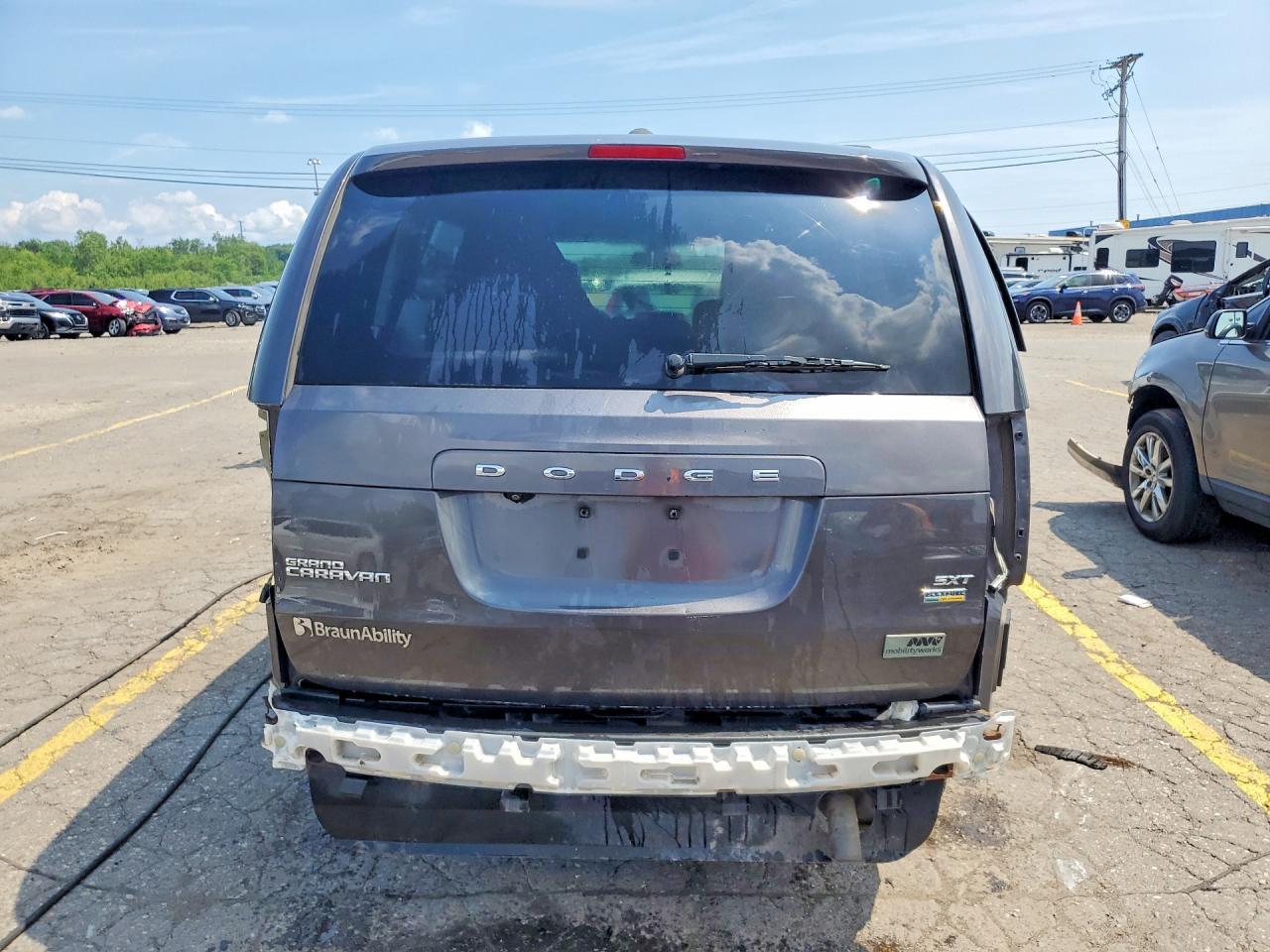 2019 Dodge Grand Caravan Sxt - Фото 6