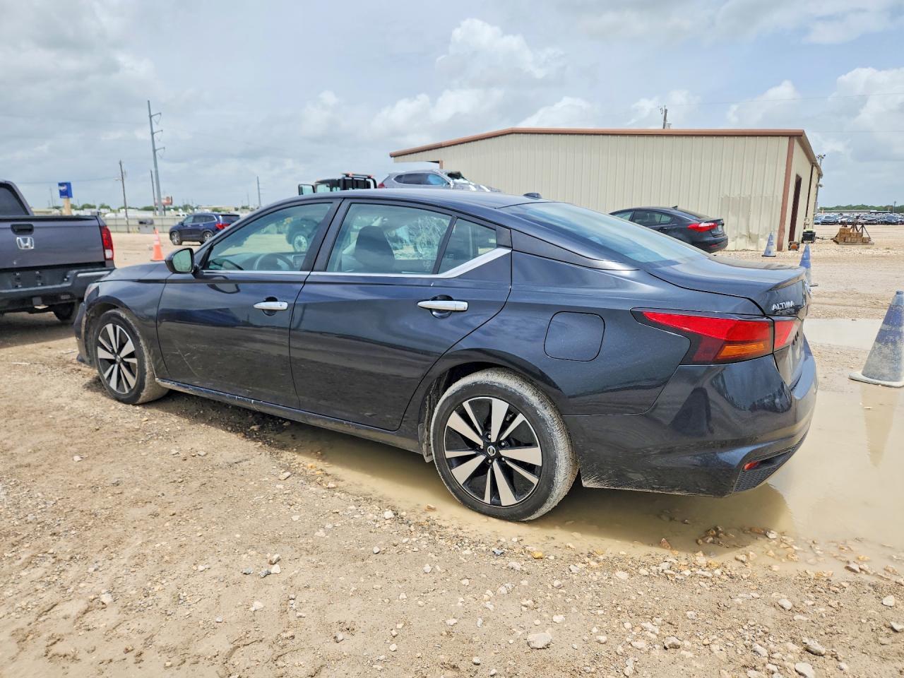 2022 Nissan Altima Sv - Фото 2