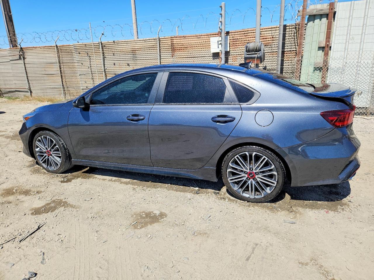 2022 Kia Forte Gt - Фото 2