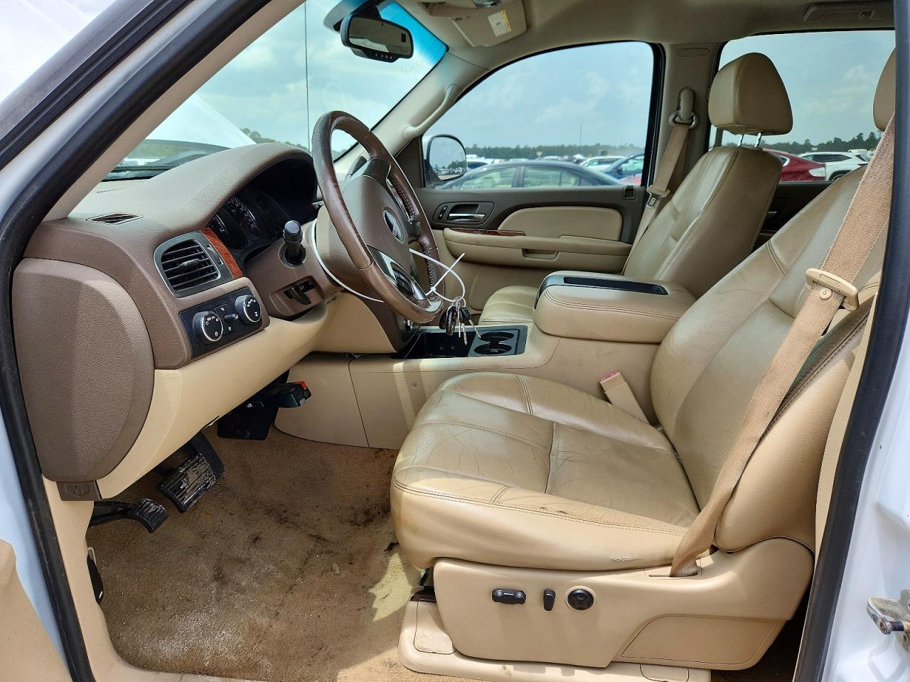 2007 GMC New Sierra K1500 - Image 7