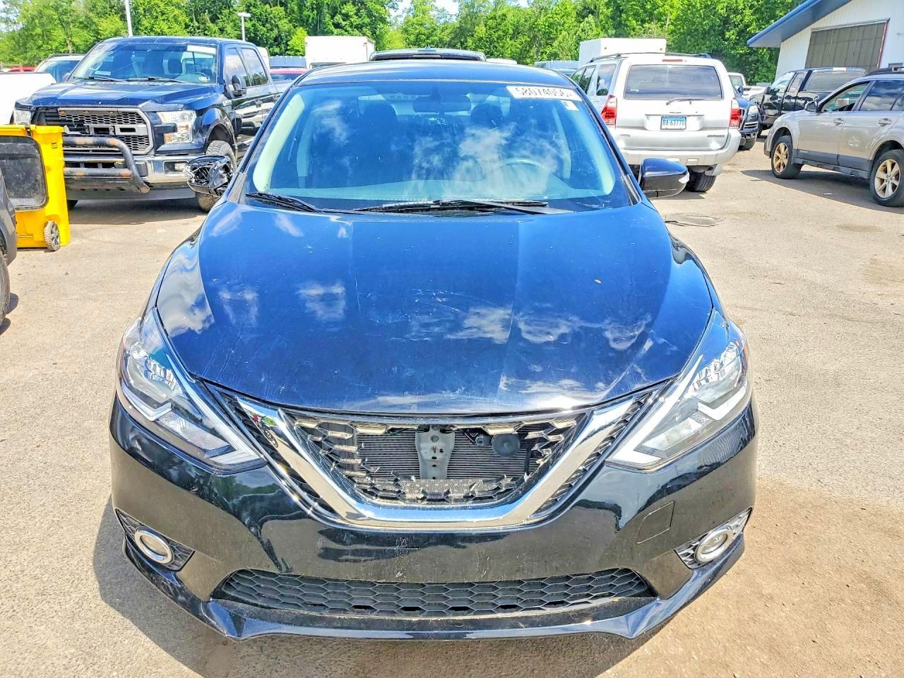 2017 Nissan Sentra Sr - Image 5