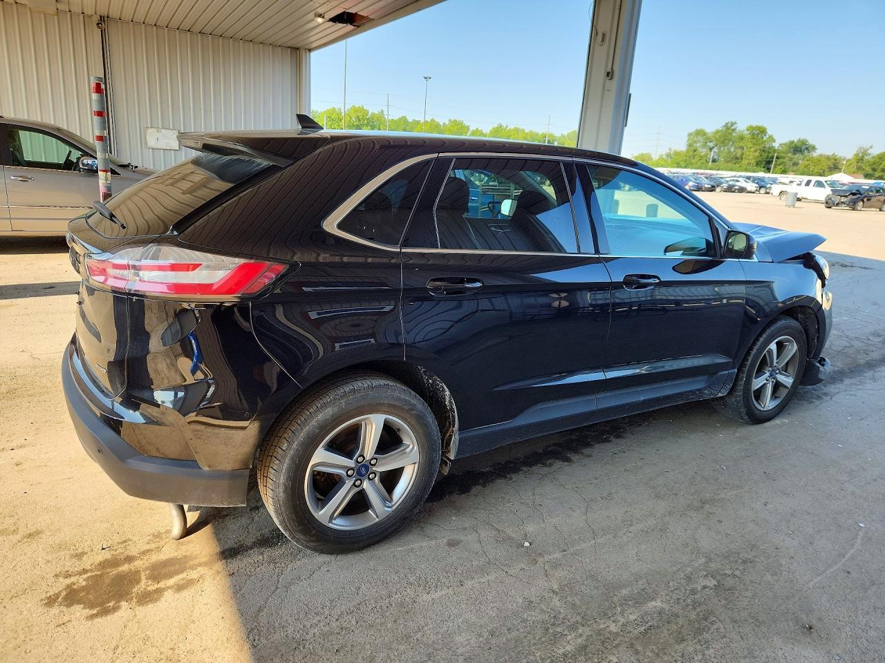 2021 Ford Edge Sel - Image 3