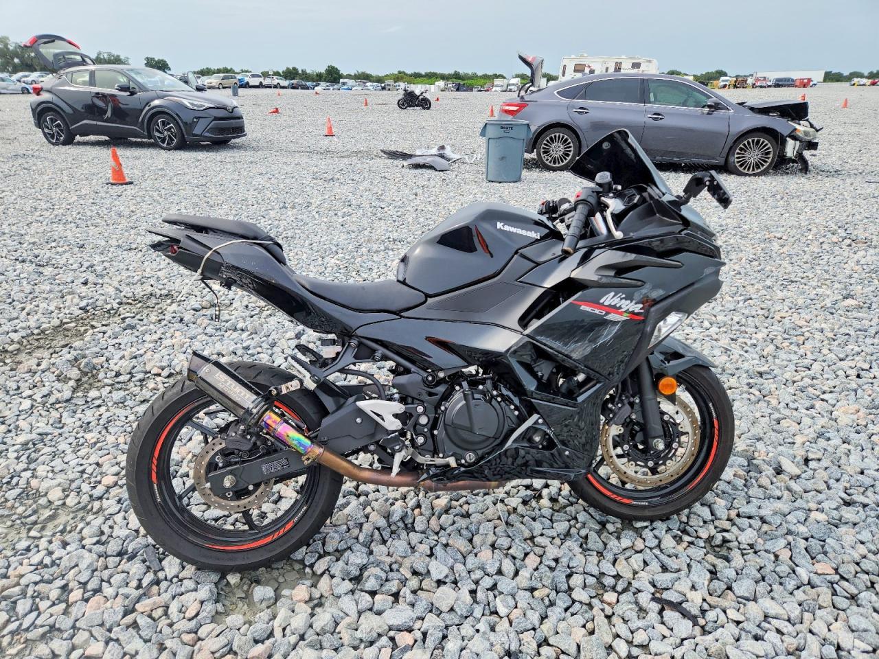 2024 Kawasaki Ex500 H
