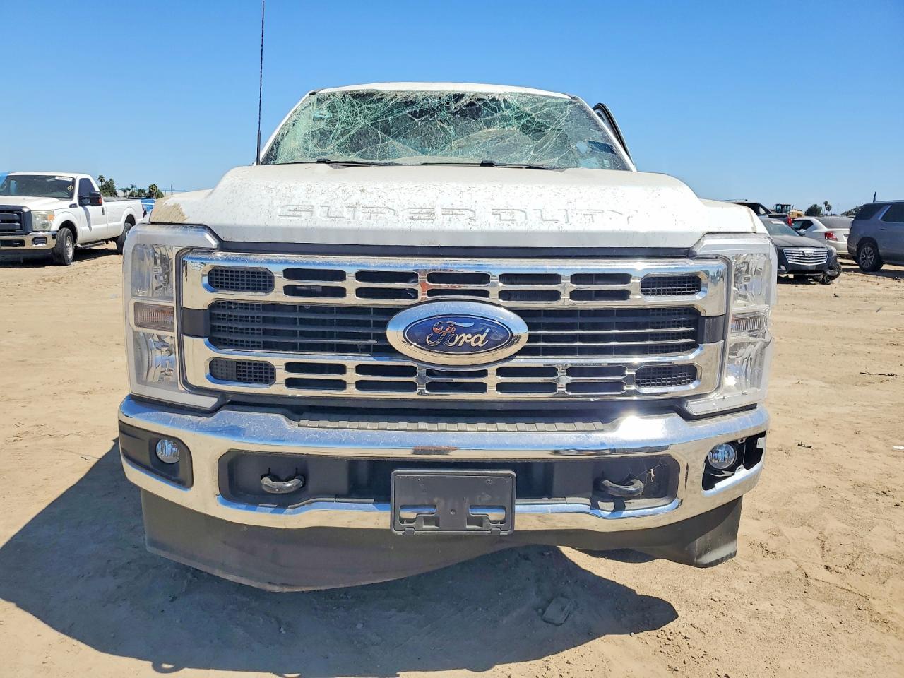 2025 Ford F250 Super Duty - Фото 5