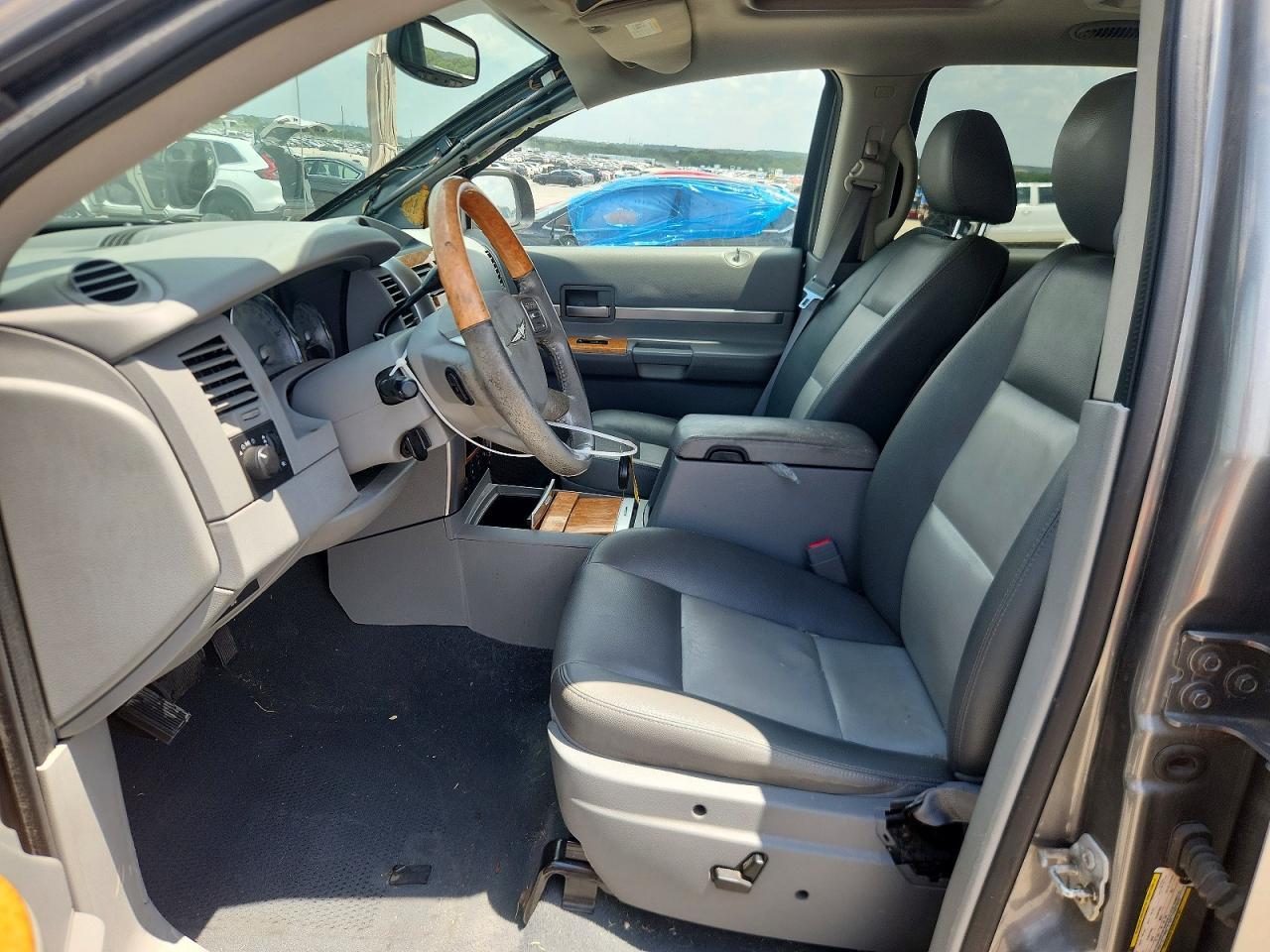 2007 Chrysler Aspen Limited - Фото 7