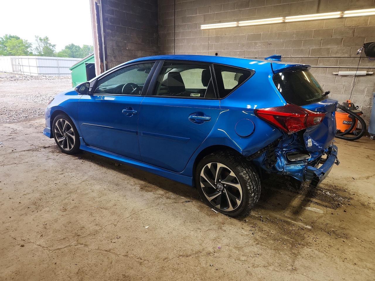 2017 Toyota Corolla Im Base - Image 2