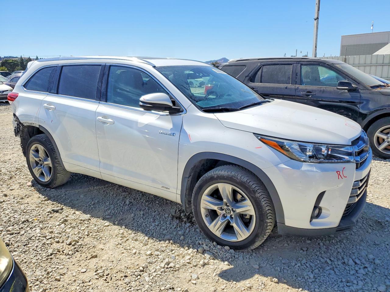 2019 Toyota Highlander Hybrid Limited - Фото 4