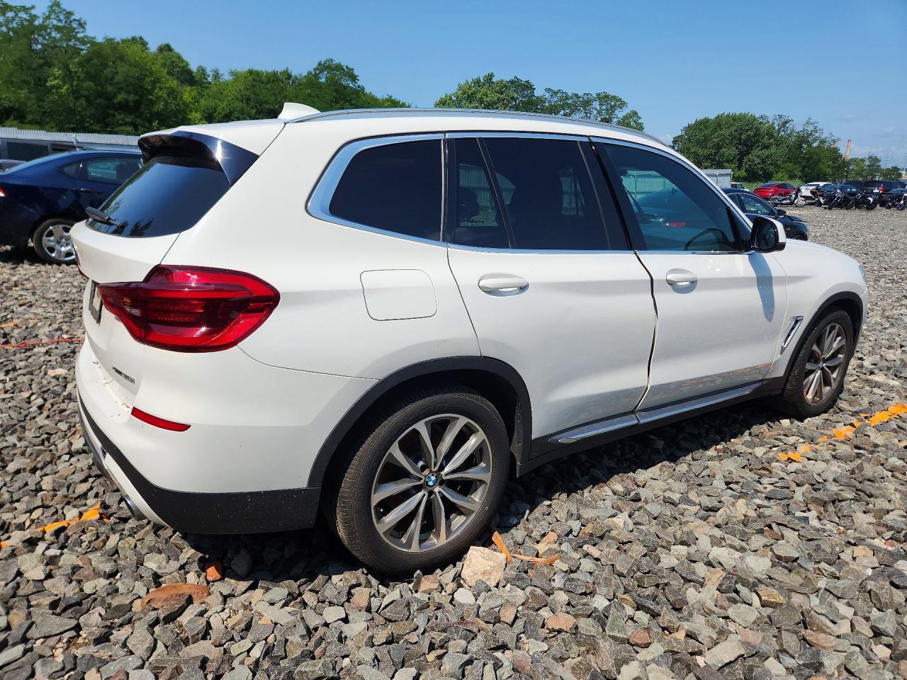 2019 BMW X3 xDrive30I - Фото 3