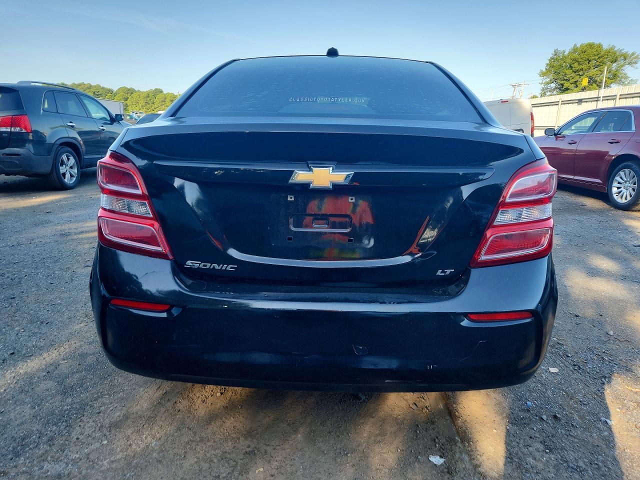 2018 Chevrolet Sonic Lt - Фото 6