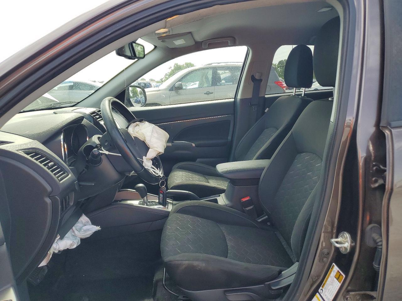 2020 Mitsubishi Outlander Sport Se - Фото 7