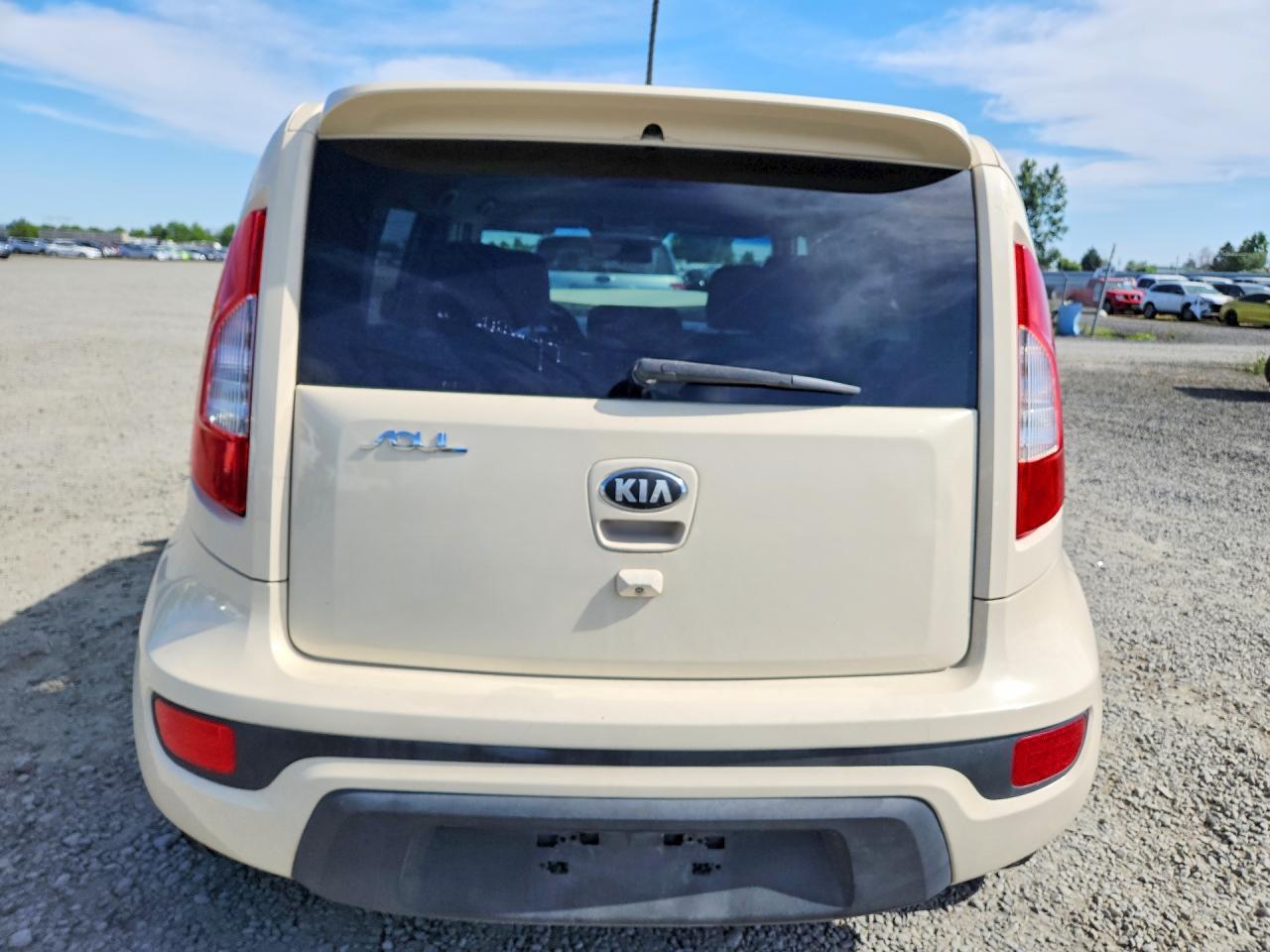 2013 Kia Soul + - Image 6