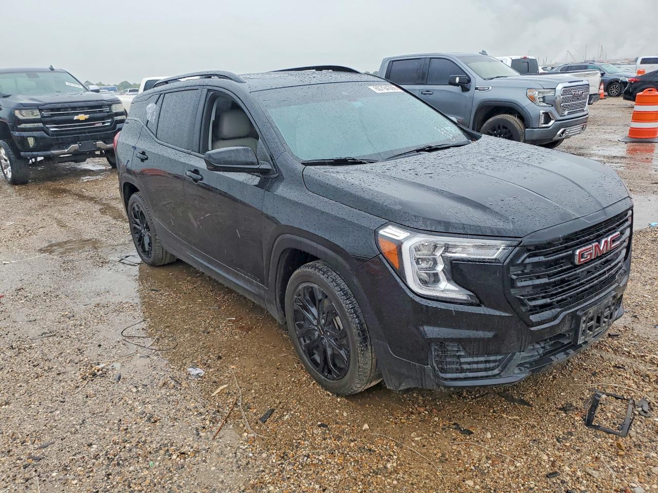 2022 GMC Terrain Sle - Image 4