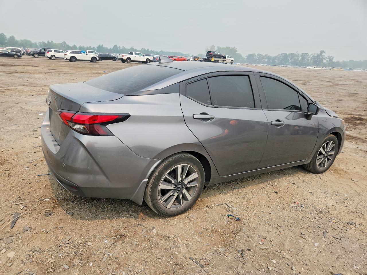 2025 Nissan Versa Sv - Фото 3