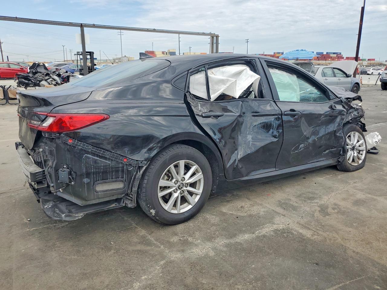 2025 Toyota Camry Le - Image 3