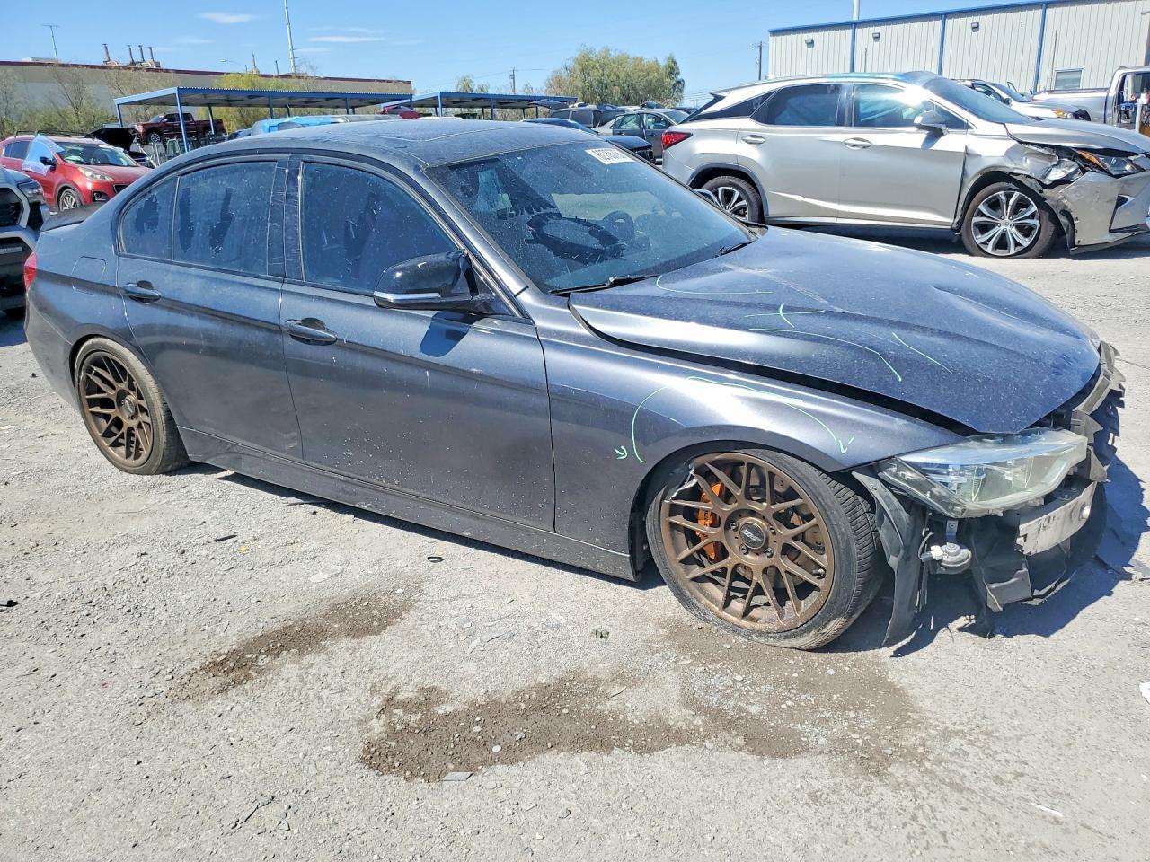 2016 BMW 340 Xi - Фото 4