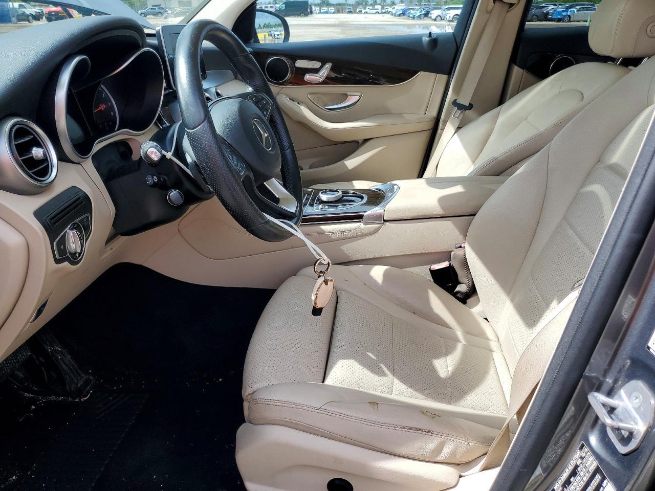 2017 Mercedes-Benz Glc 300 4Matic - Image 7