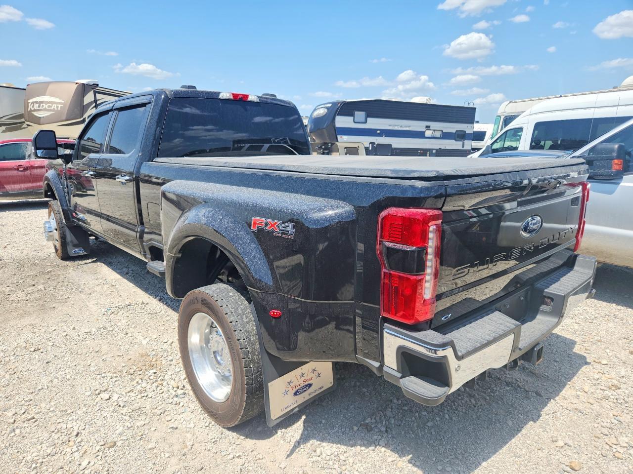 2026 Ford F450 Super Duty - Фото 2