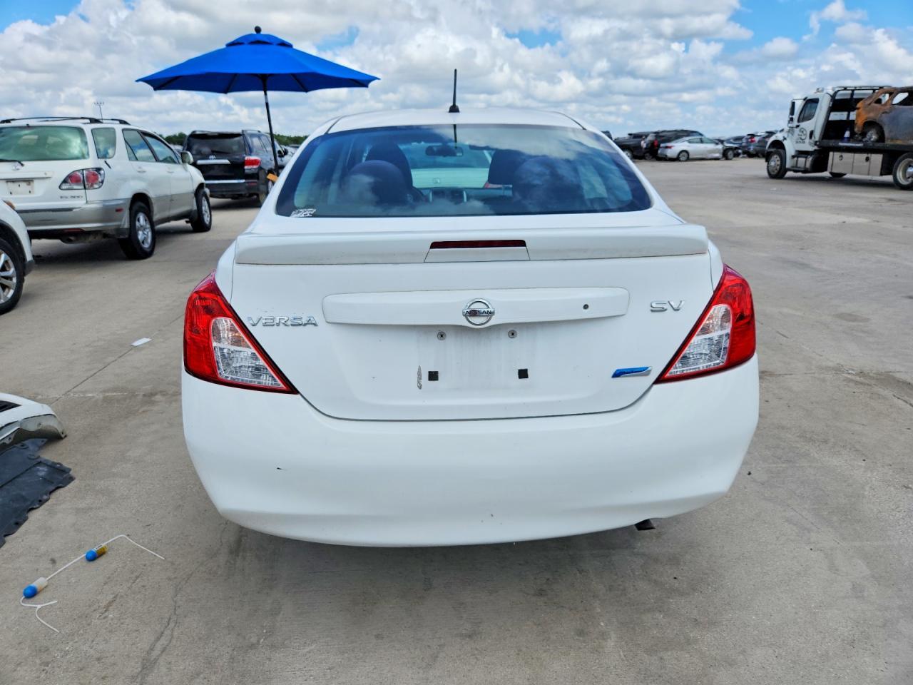 2014 Nissan Versa 1.6 Sv - Image 6