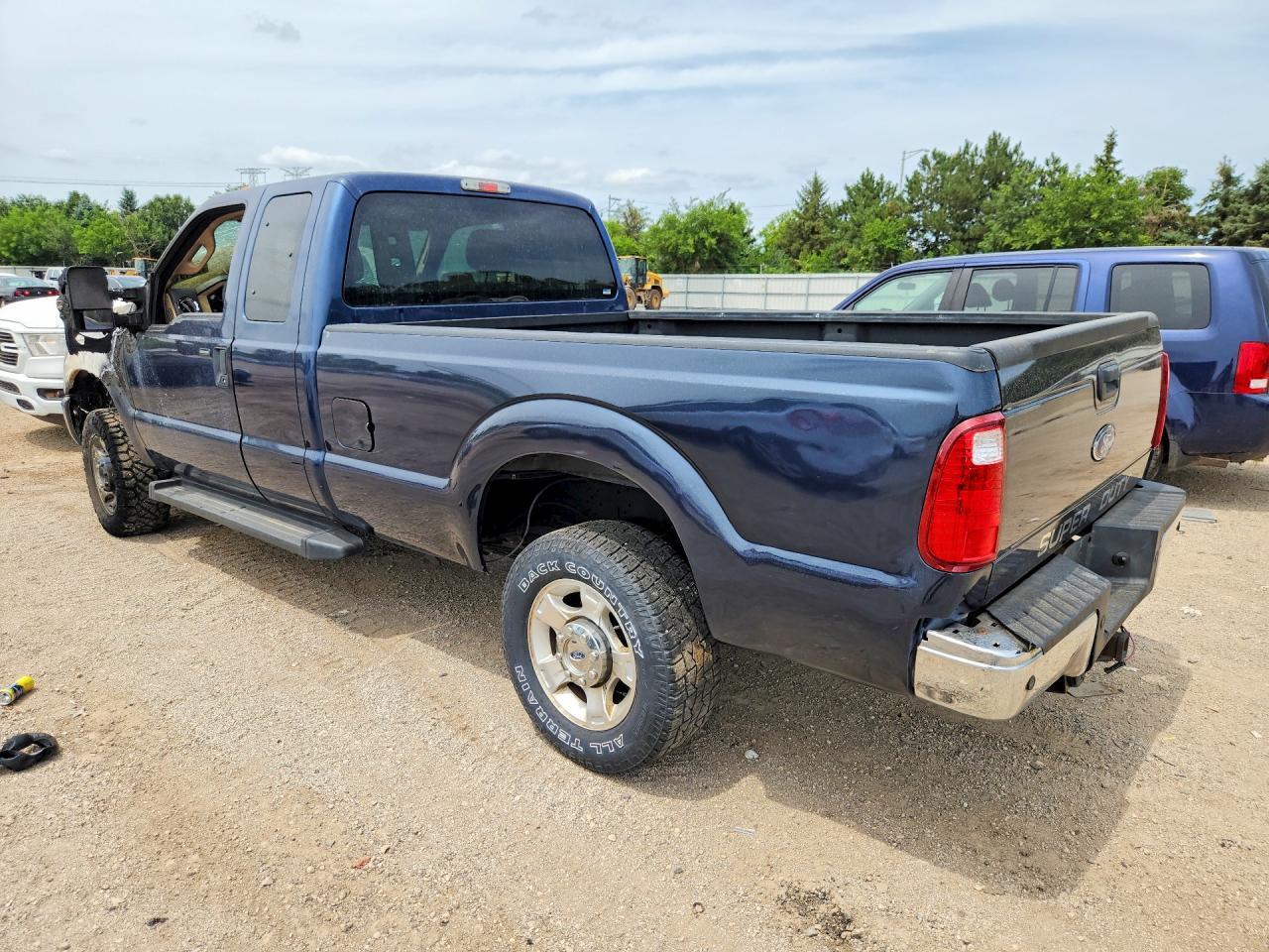 2016 Ford F250 Super Duty - Фото 2