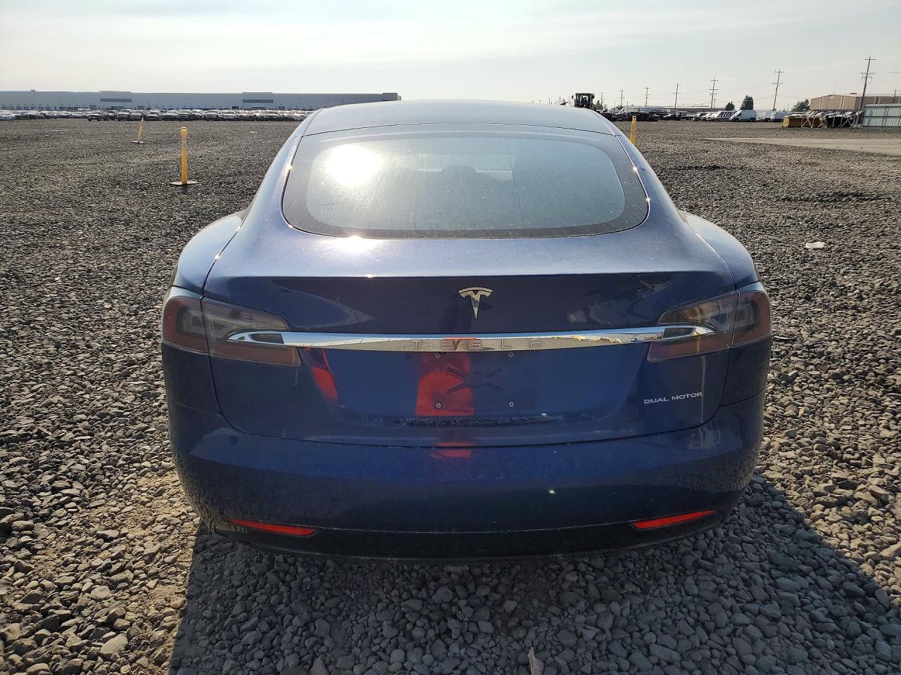 2020 Tesla Model S - Фото 6