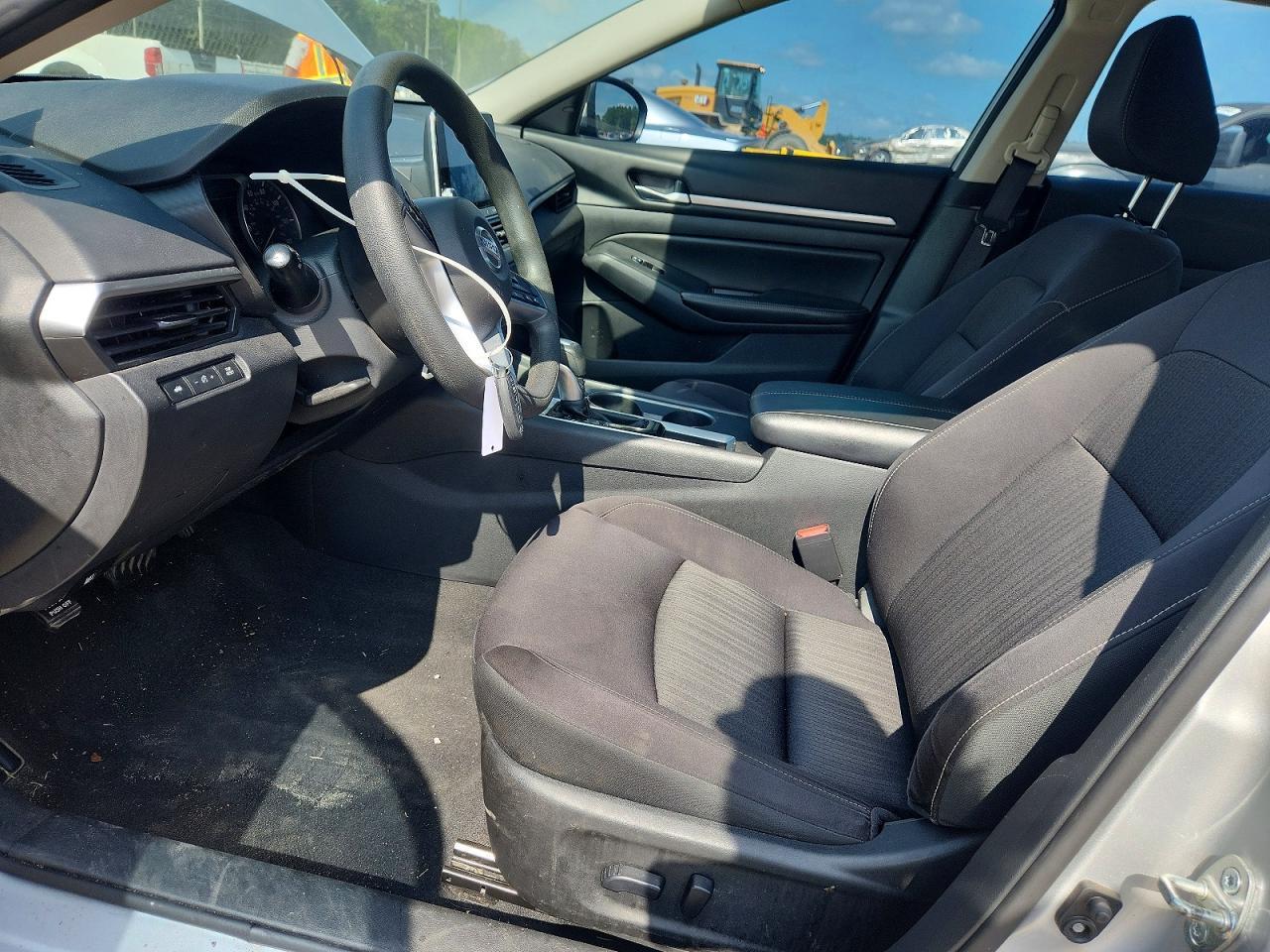 2022 Nissan Altima Sv - Image 7