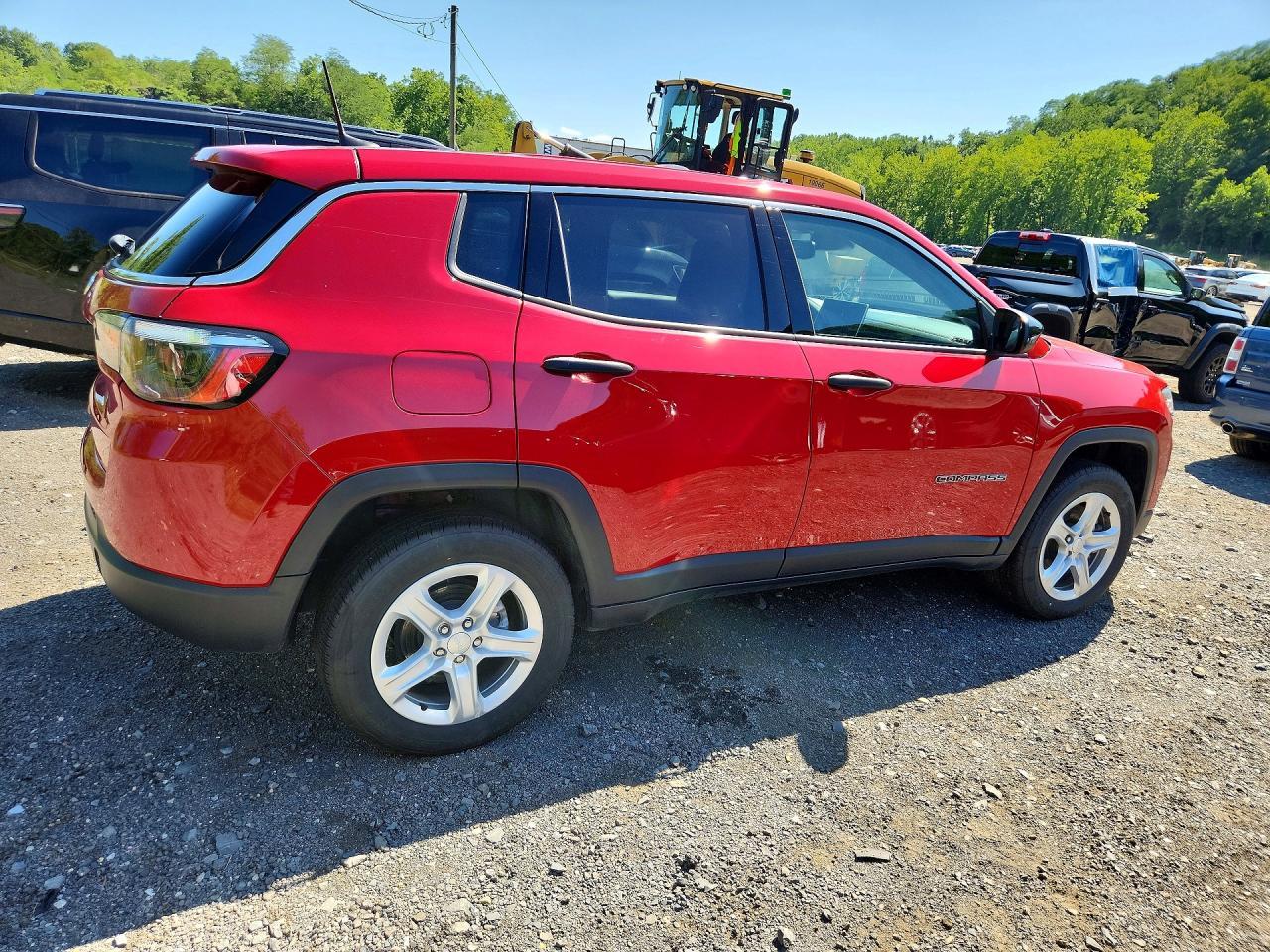 2024 Jeep Compass Sport - Фото 3