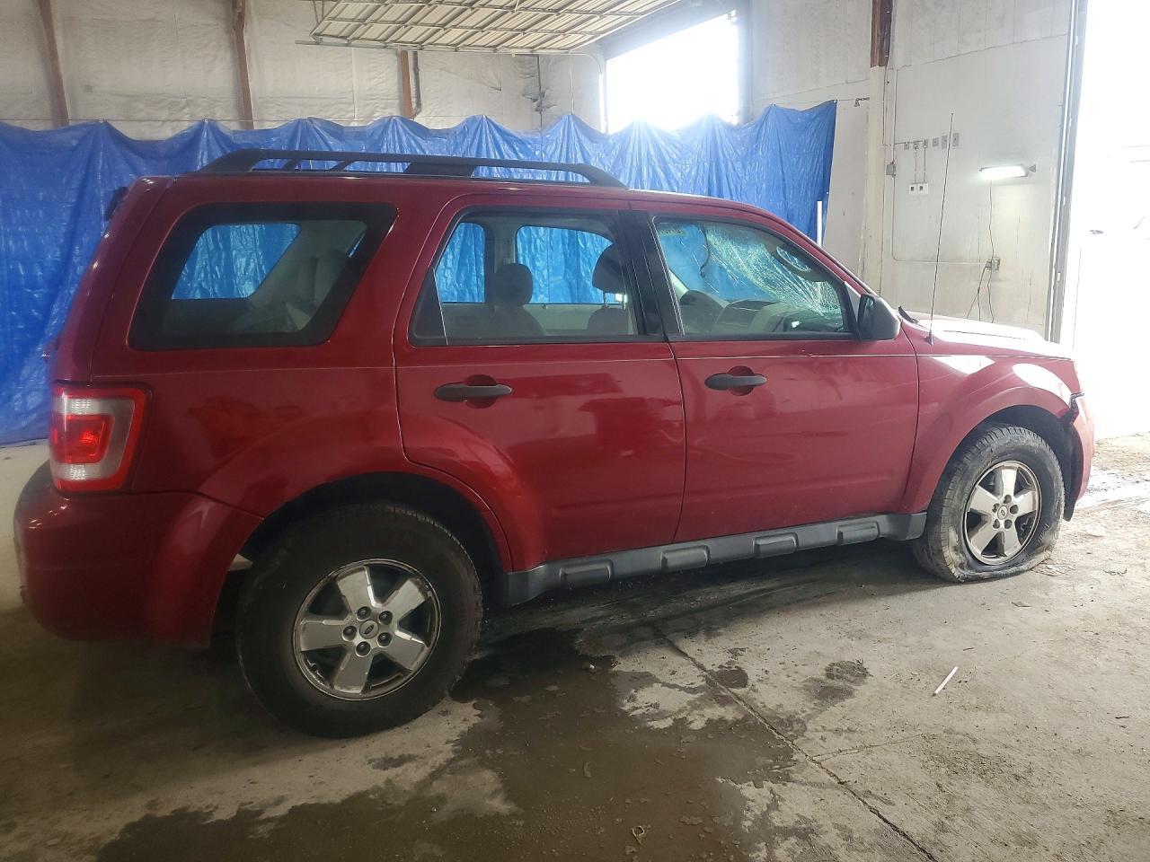 2010 Ford Escape Xls - Image 3