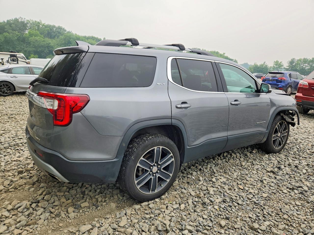 2020 GMC Acadia Slt - Image 3