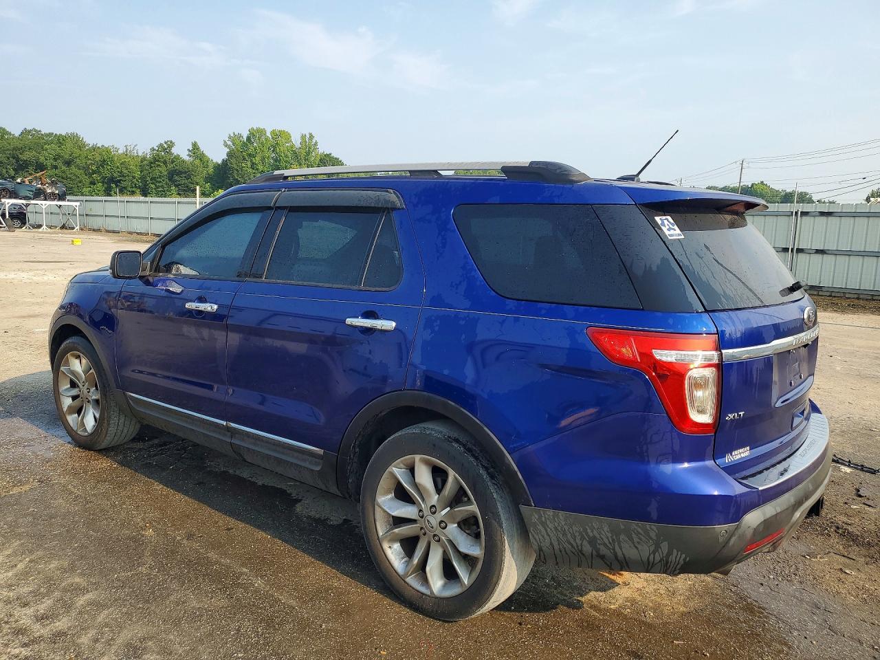 2013 Ford Explorer Xlt - Фото 2