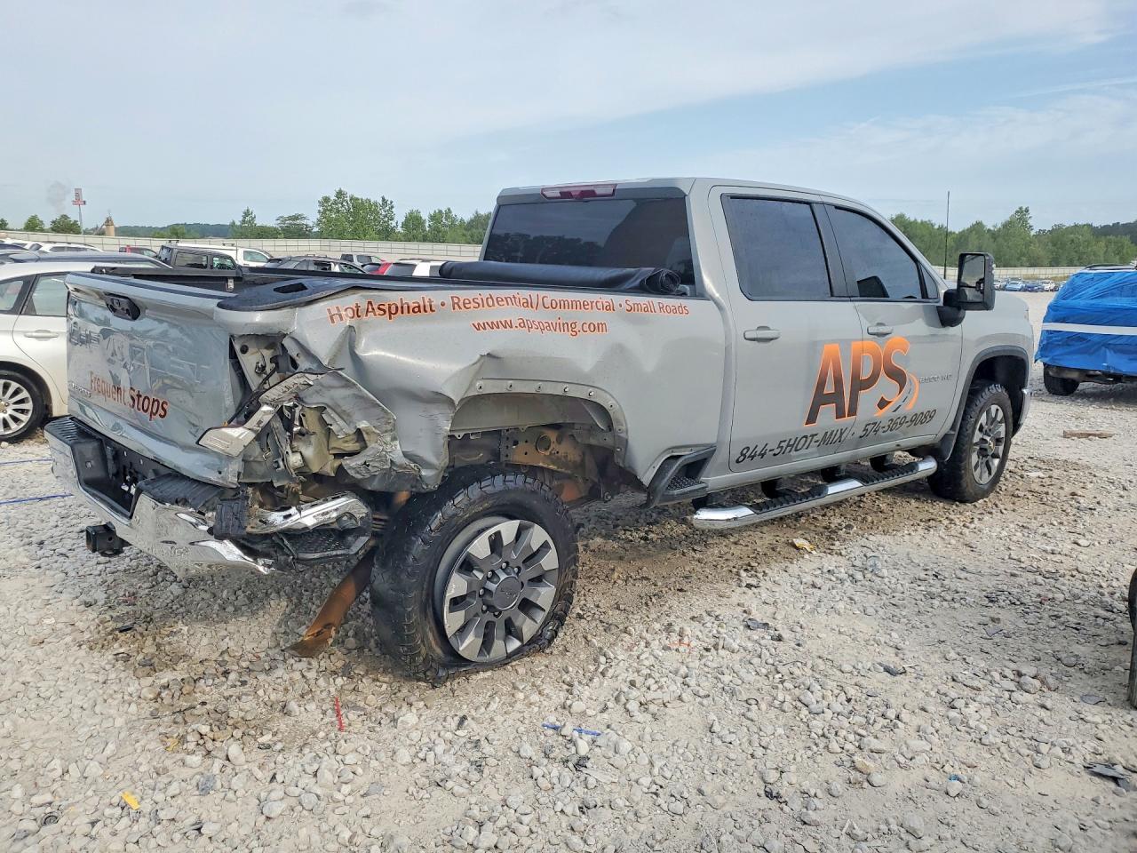 2024 Chevrolet Silverado K2500 Heavy Duty Lt - Image 3