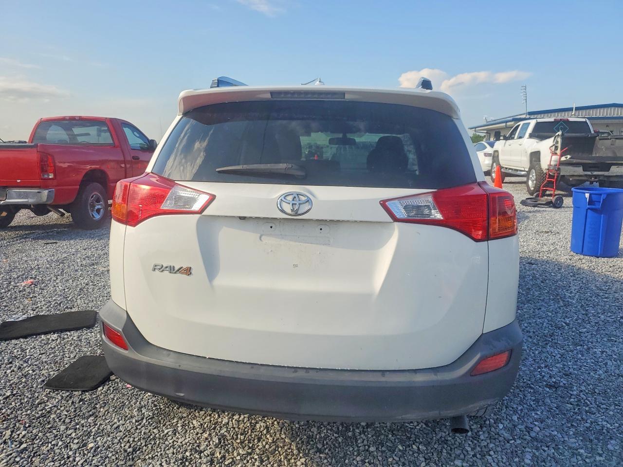 2013 Toyota Rav4 Le - Image 6