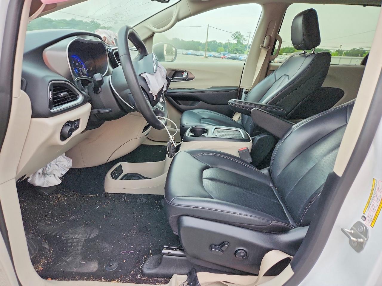 2024 Chrysler Pacifica Touring L - Фото 7