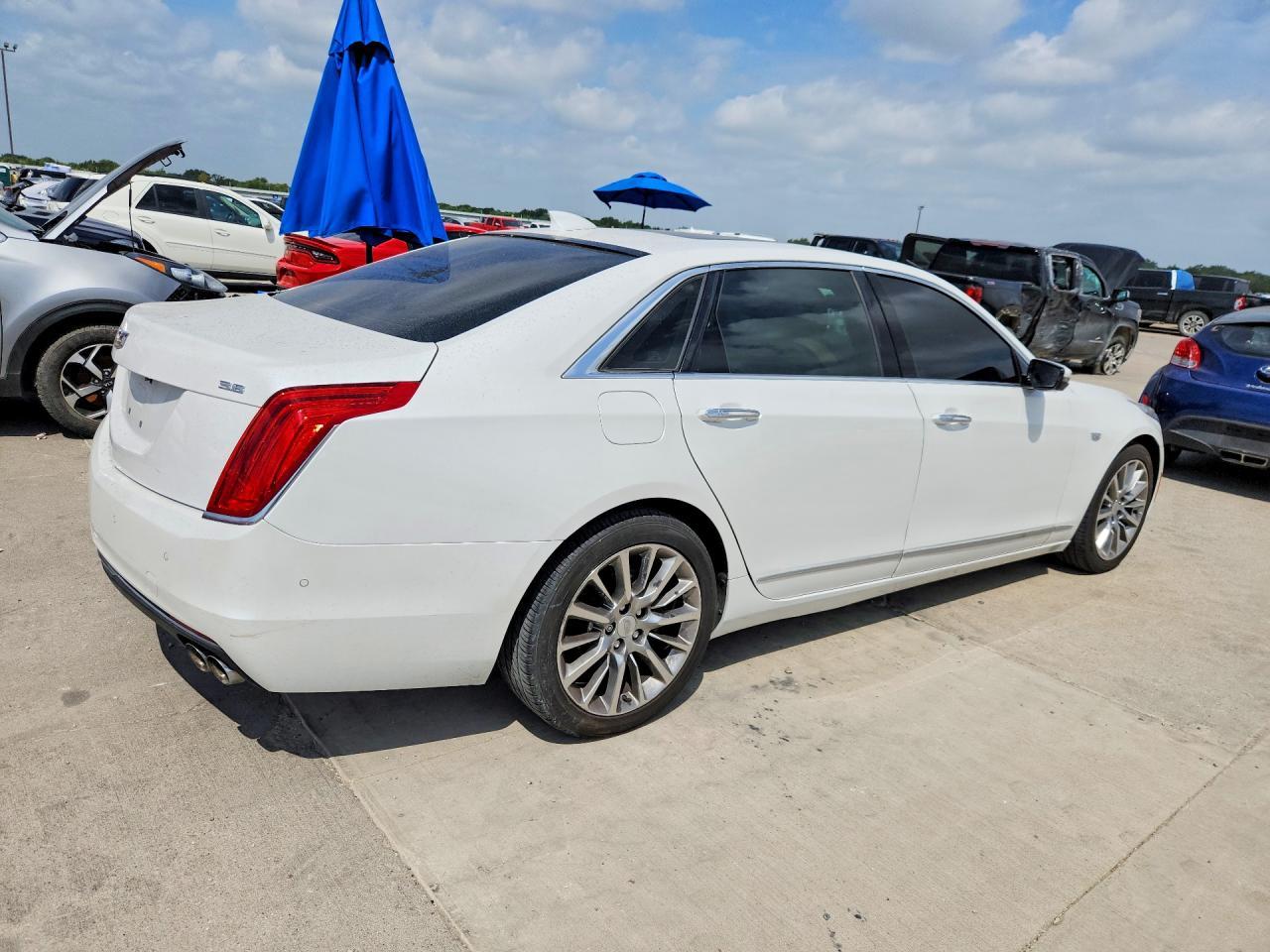2016 Cadillac Ct6 Luxury - Фото 3