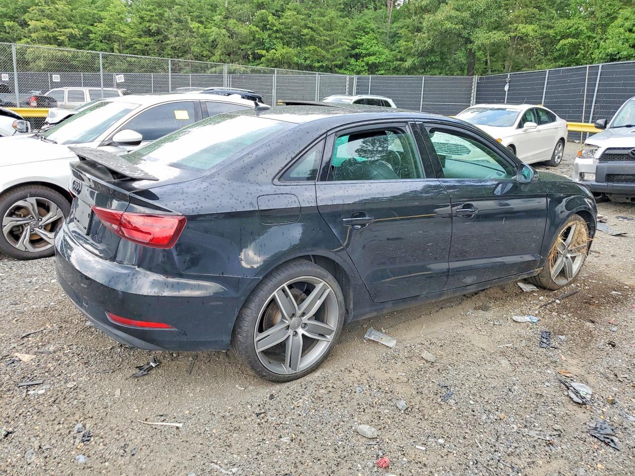2020 Audi A3 Premium Plus - Фото 3