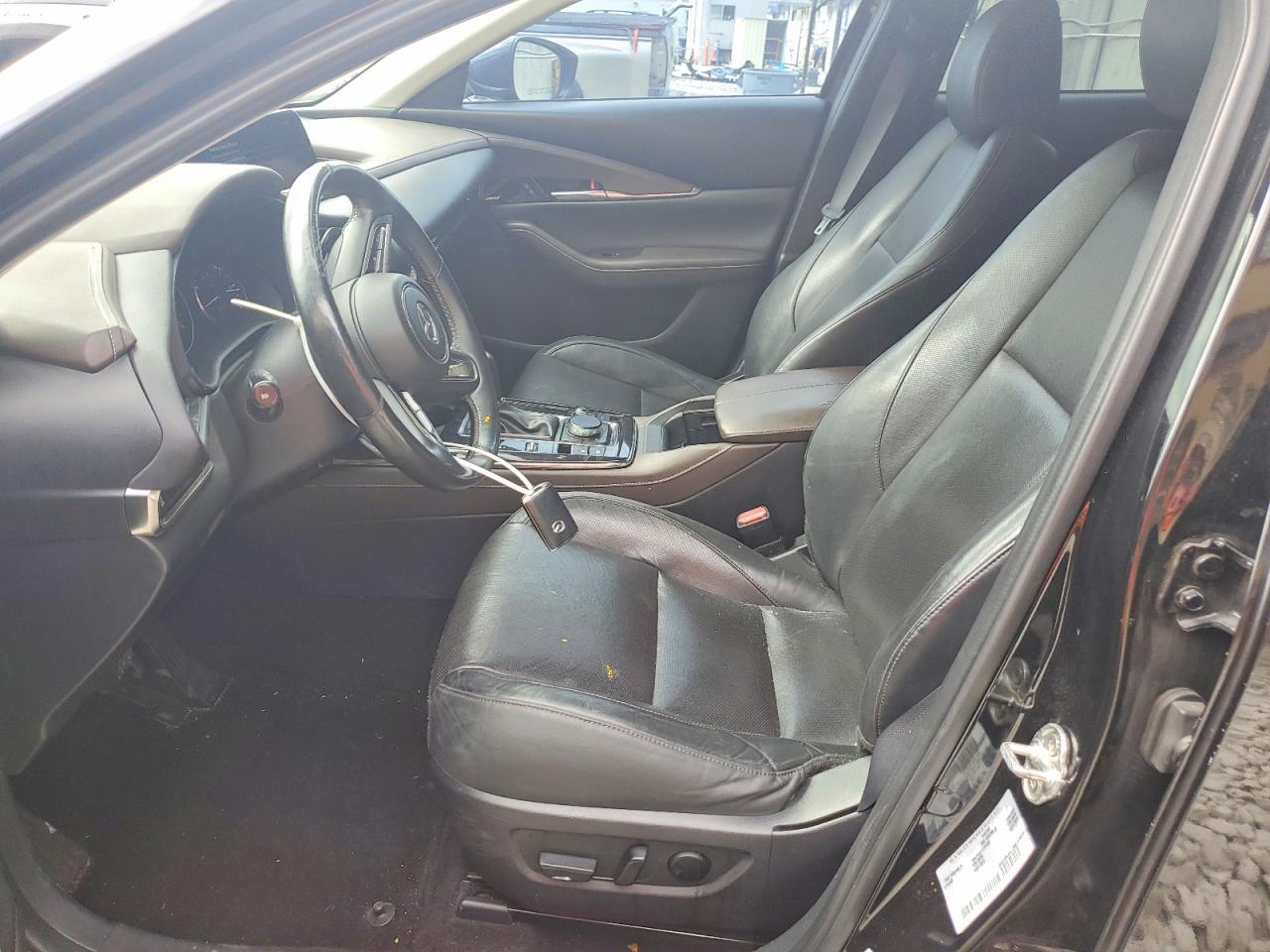 2022 Mazda Cx-30 Premium - Image 7