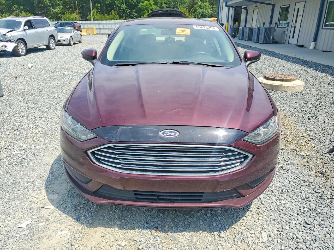 2017 Ford Fusion Se - Image 5