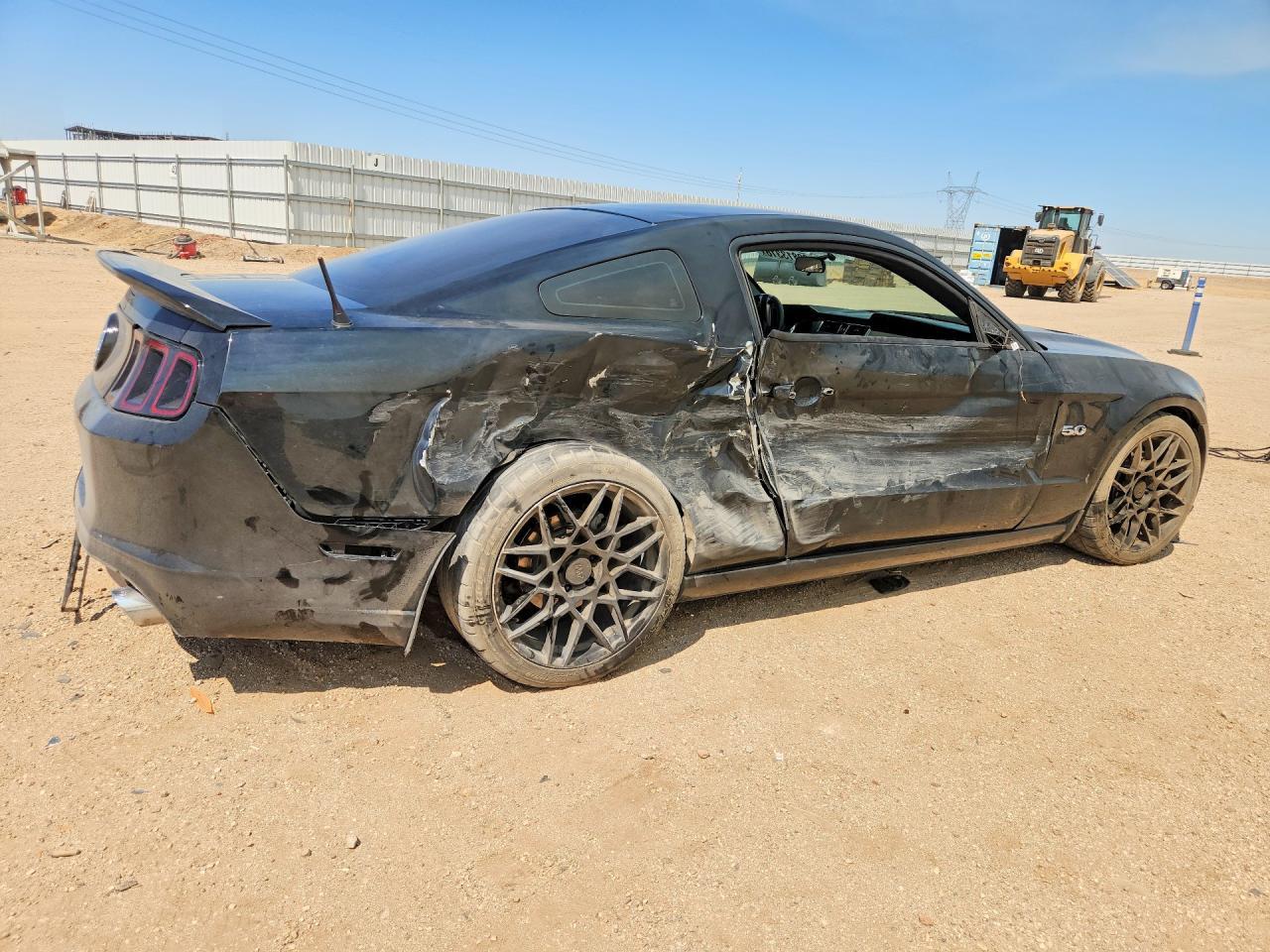 2013 Ford Mustang Gt - Фото 3