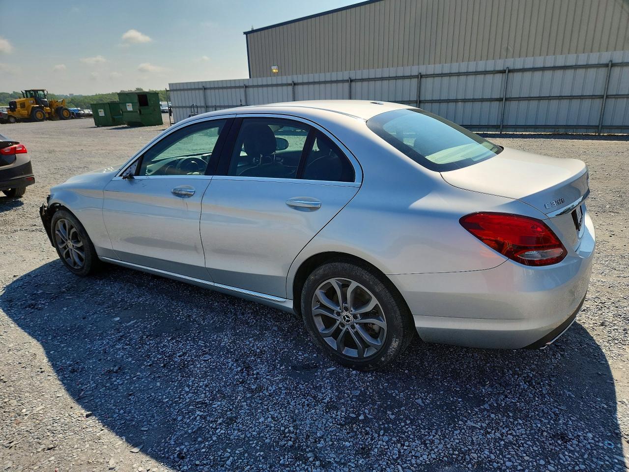 2018 Mercedes-Benz C 300 4Matic - Фото 2