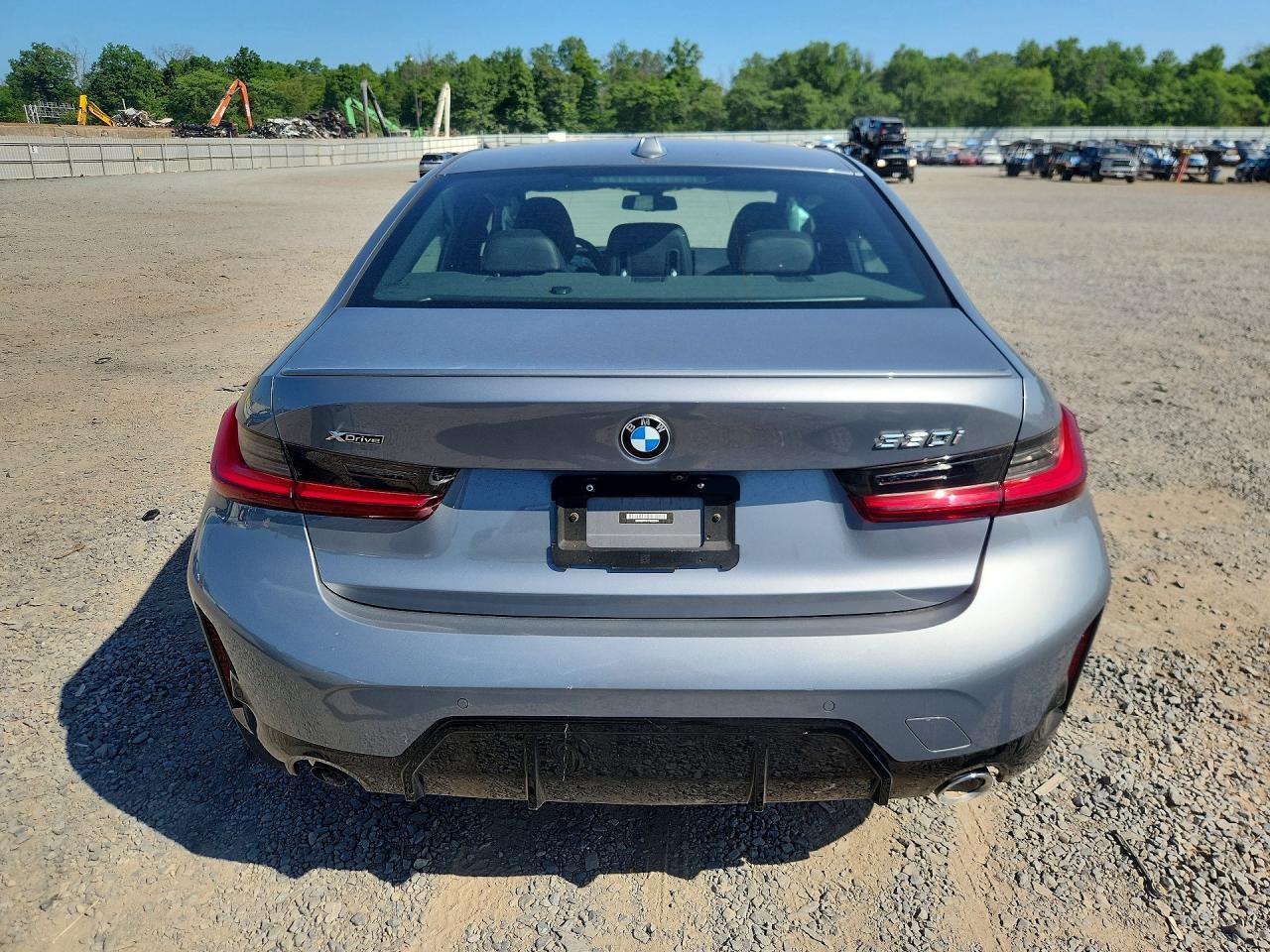 2023 BMW 330Xi - Фото 6