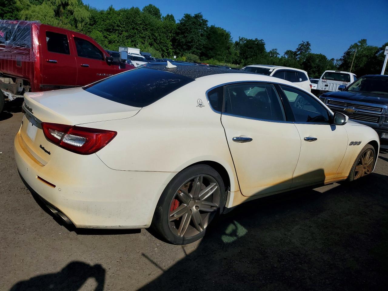 2017 Maserati Quattroporte S - Фото 3